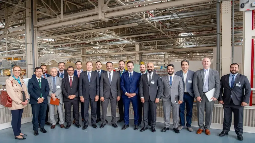 جانب من زيارة "الخريف" لمنشآت شركة "Airbus" ولقاء رئيسها التنفيذي